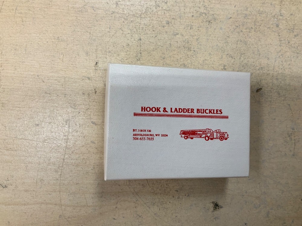 1987 Anheuser Busch Hook & Ladder Belt Buckles This Buds For You – NIB