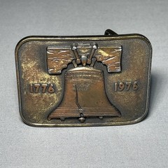 BICENTENNIAL LIBERTY BELL 1776 – 1976 COPPER TONED BELT BUCKLE
