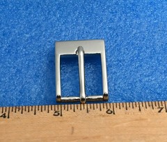 New 3/4&Prime;(20mm) pin buckle(#513N) in silver color and bonus rivets USA