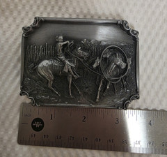 « Navajo Wild Horse Hunter » Belt Buckle # 5922 Charles Russell Silver Siskiyou