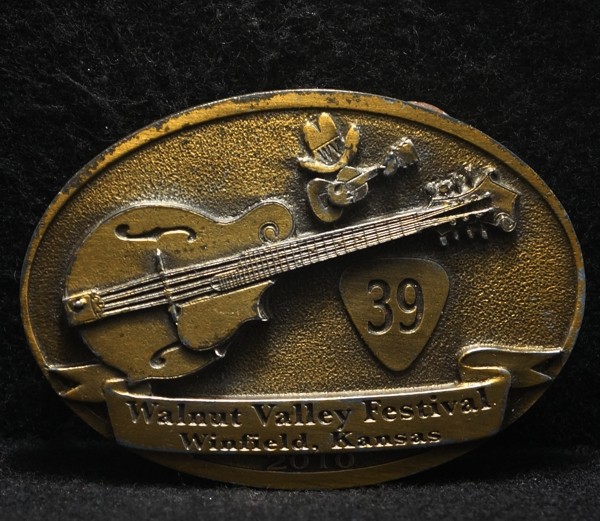 WK19153 VINTAGE 2010 **WALNUT VALLEY FESTIVAL** BLUEGRASS MUSIC MENS BELT BUCKLE
