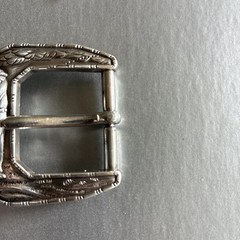 Vintage 1998 Unisex Decorative Belt Buckle 1.25” Wide Belt Pewter