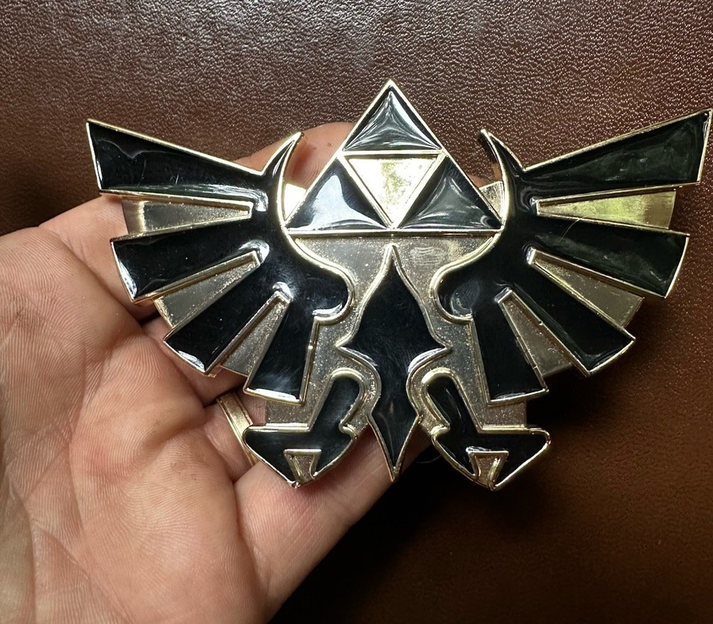 Legend of Zelda Game TRIFORCE Logo Metal BELT BUCKLE 2008 Nintendo