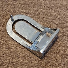 VERY VINTAGE JUNGLE EXPLORATION (ELEPHANT LOGO) BELT BUCKLE, SILVER FINISH
