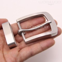 1 1/2&Prime; (38mm) width belt Leather – 39mm inner Max width; Recommended