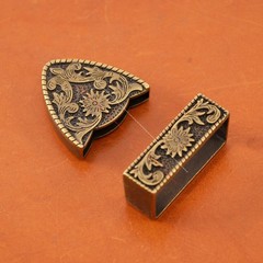 Western Belt Buckle Three Piece Set Antique Brass Floral Design Unisex 1 1/2&Prime;