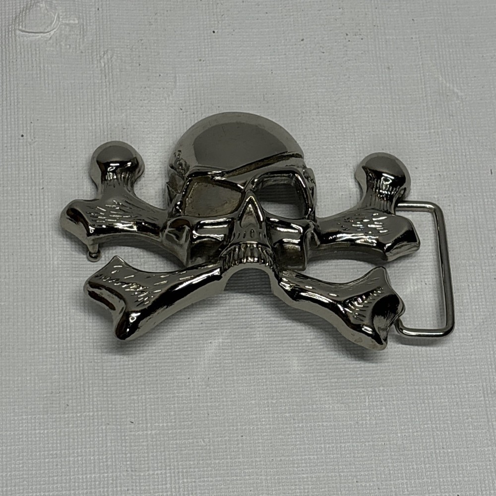 Skull and Crossbones Pirate Belt Buckle