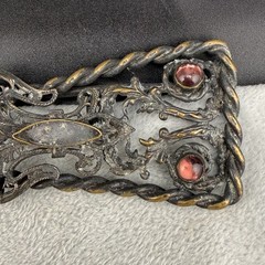 Vintage Women’s Buckle Gold Tone READ