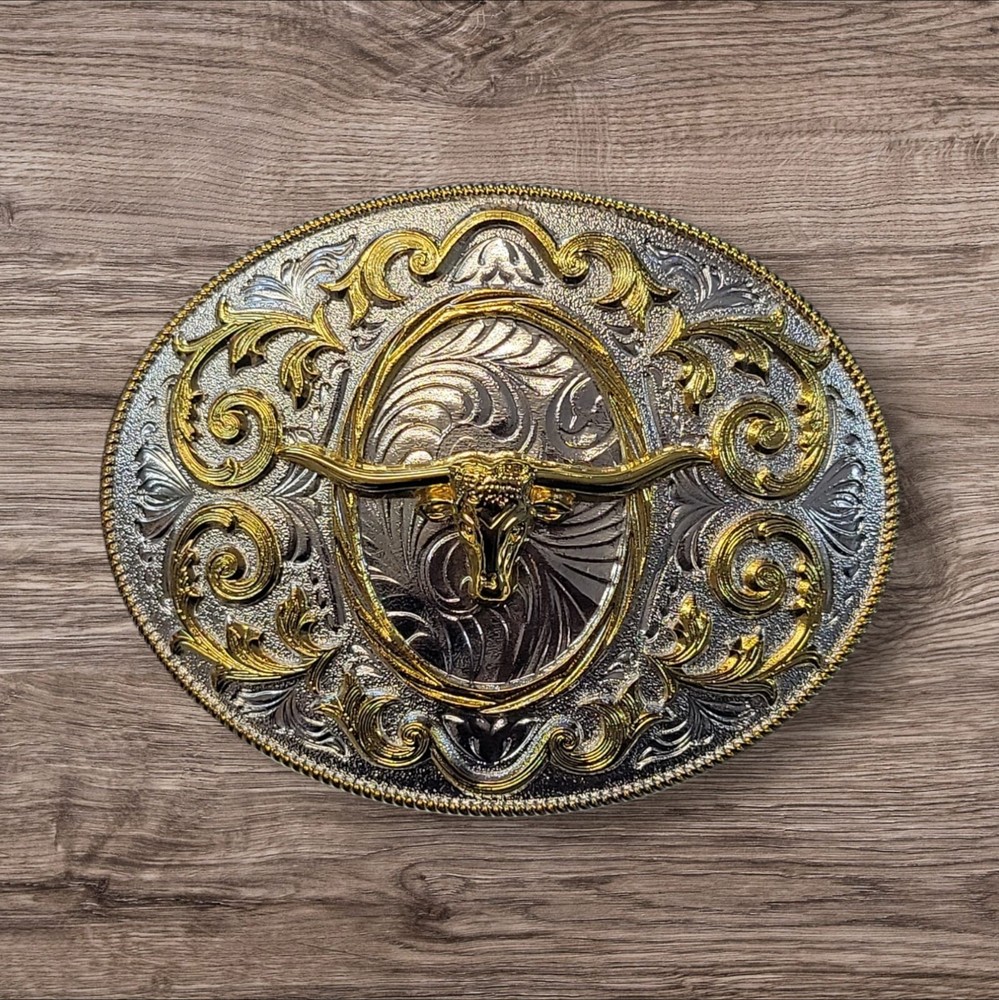 Cowboy Belt Buckle For Man – Long Horn Bull Head 4.25&Prime;x3.25&Prime; Silver Tone/Gold