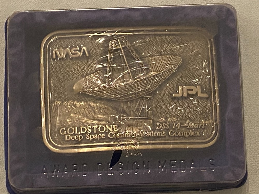 Brass Nasa belt Buckle New Wrapped 1987 Project Award Deep Space Satellite