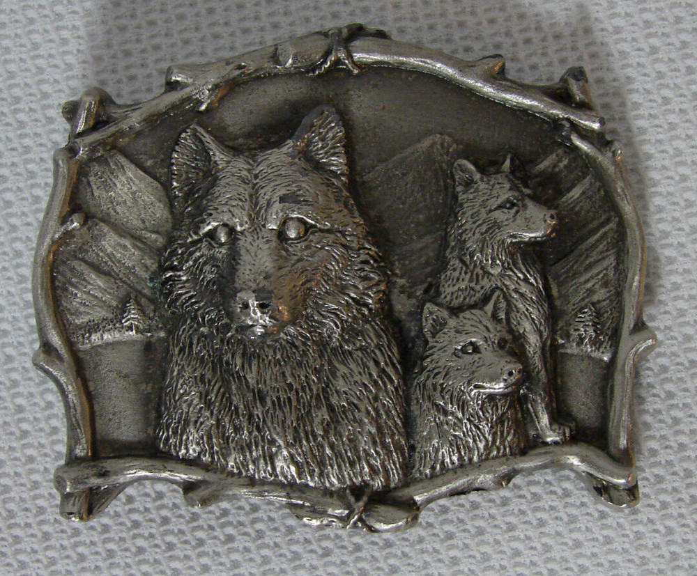 Vtg 90s 3D Engraved Wolf Wolves Pewter Metal Belt Buckle Made In USA by Gap
