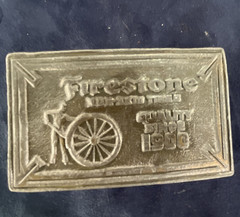 Men&rsquo;s Gold Tone Metal Train Plate Belt Buckle Fits 1.5 in Belt, Logo