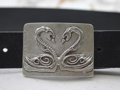 Swan Pair Heart Design Belt Buckle in Antique Silver for Denim Leather Belts