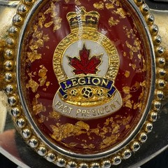 Royal Canadian Legion Past President Belt Buckle Maple Leaf Crown Silver Gold