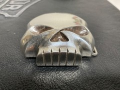Iconic,Harley-Davidson Willie G skull belt buckle. Silver plaited.#HDMBU10080.
