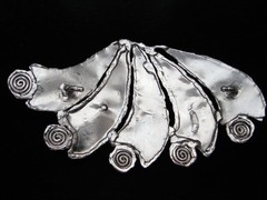 QK11173 *NOS* REALLY COOL **ABSTRACT ARTWORK** STAINLESS STEEL BELT BUCKLE