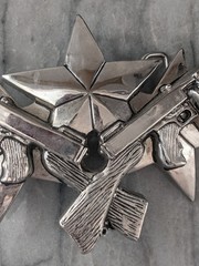 Star & Guns Firearms Tommy Gun Sub Machines Silver Chrome Belt Buckle Hot Topic?