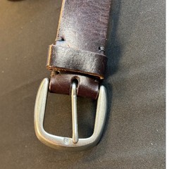 Cole Haan mens solid brass buckle brown leather belt old money preppy wedding