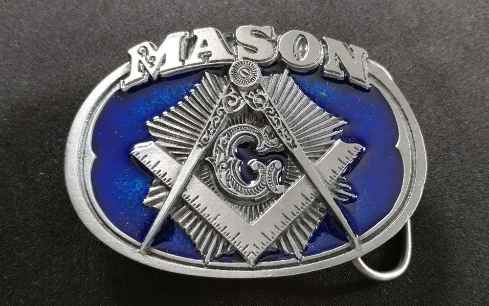 MASON MASONIC SQUARE COMPASS BLUE LODGE G BELT BUCKLE MADE IN USA C&J INC 1985