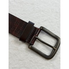 Levi&rsquo;s Men&rsquo;s Dark Brown Leather Belt with Brushed Metal Buckle 34&Prime;