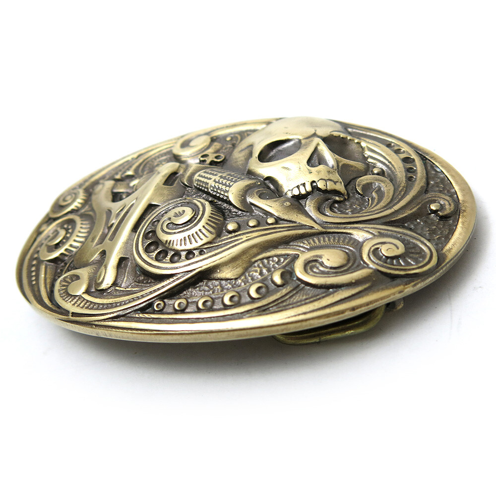 Belt buckle tattooist with skull, Tattoo machine, Skull belt buckle,