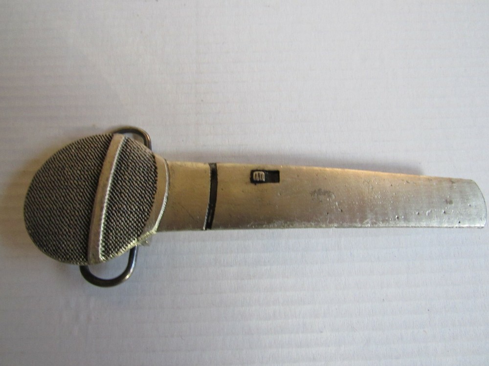 2005 MICROPHONE MUSIC COBRA DICE Belt Buckle MOBTOWN CHICAGO USA !