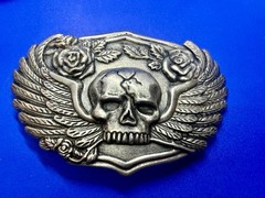 Skull with Wings Roses Halloween Gothic Punk Biker Vibe Silver Tone Belt Buckle