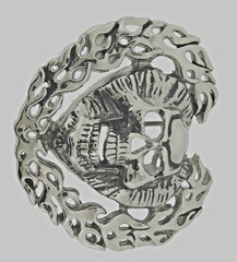Skull Belt Buckles Silver Metal Heart Shaped Emblem Vintage Pirate Men Women