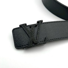 Louis Vuitton Pre-Owned Taiga Belt Leather M6897