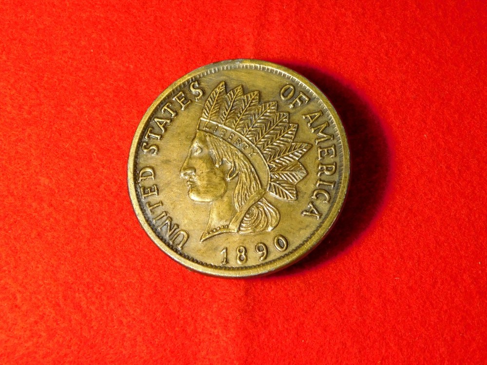 VINTAGE 2 3/8&Prime; ACROSS 1890 INDIAN HEAD CENT PENNY BRASS BELT BUCKLE