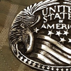 UNITED STATES OF AMERICA DOUBLE EAGLES / STARS & STRIPES Oval Belt Buckle