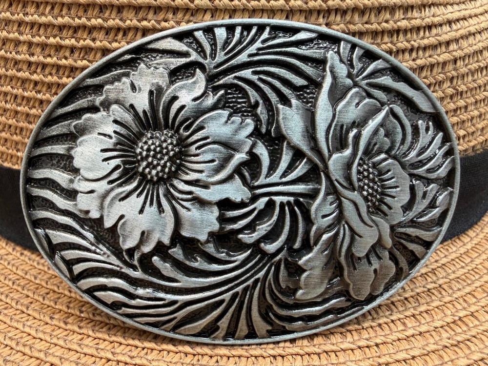 Classic Antiqued Silver Oval Western Cowboy Floral & Vine Belt Buckle