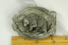 Grizzly Bear pewter belt buckle western vintage Siskiyou Buckle Co 1984