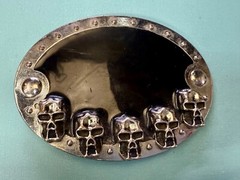 Five Skull&rsquo;s Head Black Enameled Halloween Gothic Punk Silver Color Belt Buckle
