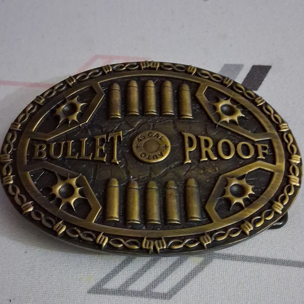 Men&rsquo;s Western « Bullet Proof » Bullet Pattern Metal Belt Buckle Gold/Black