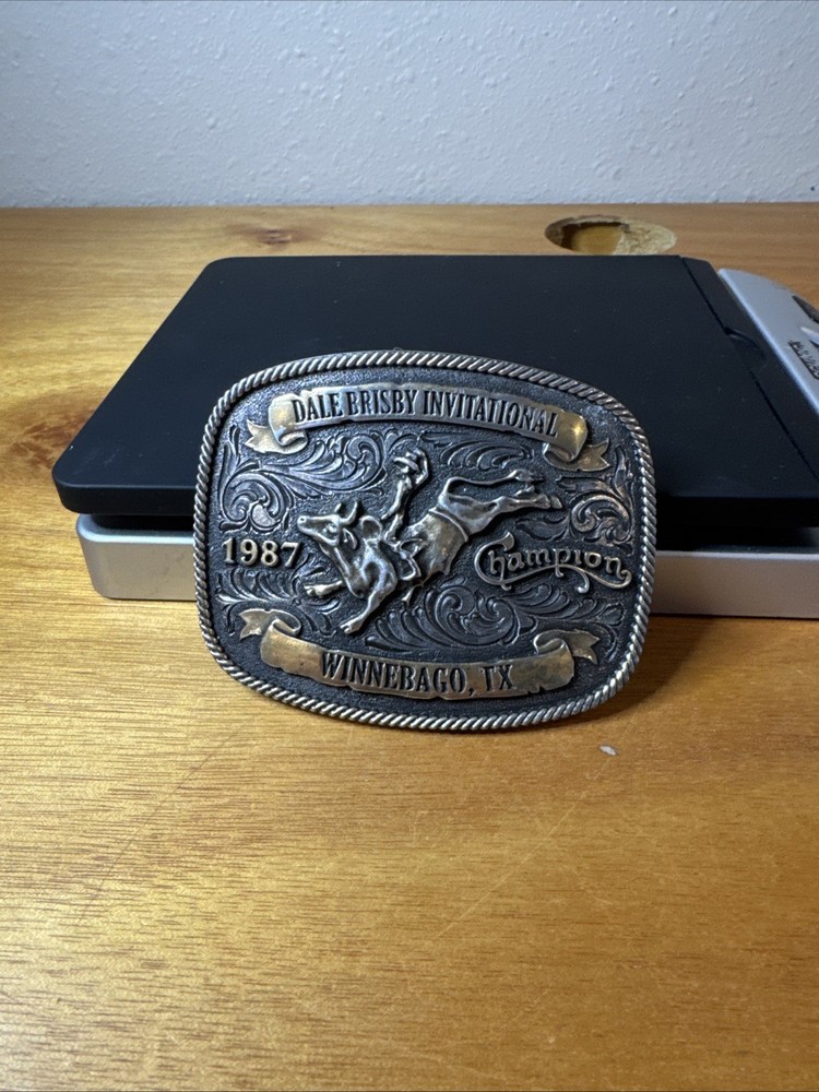 Montana Silversmiths Unisex Dale Brisby 1987 Trophy Belt Buckle A801DB