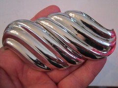 GAY BOYER BELT BUCKLE – WAVY DESIGN – SILVER TONE – BBA – 27
