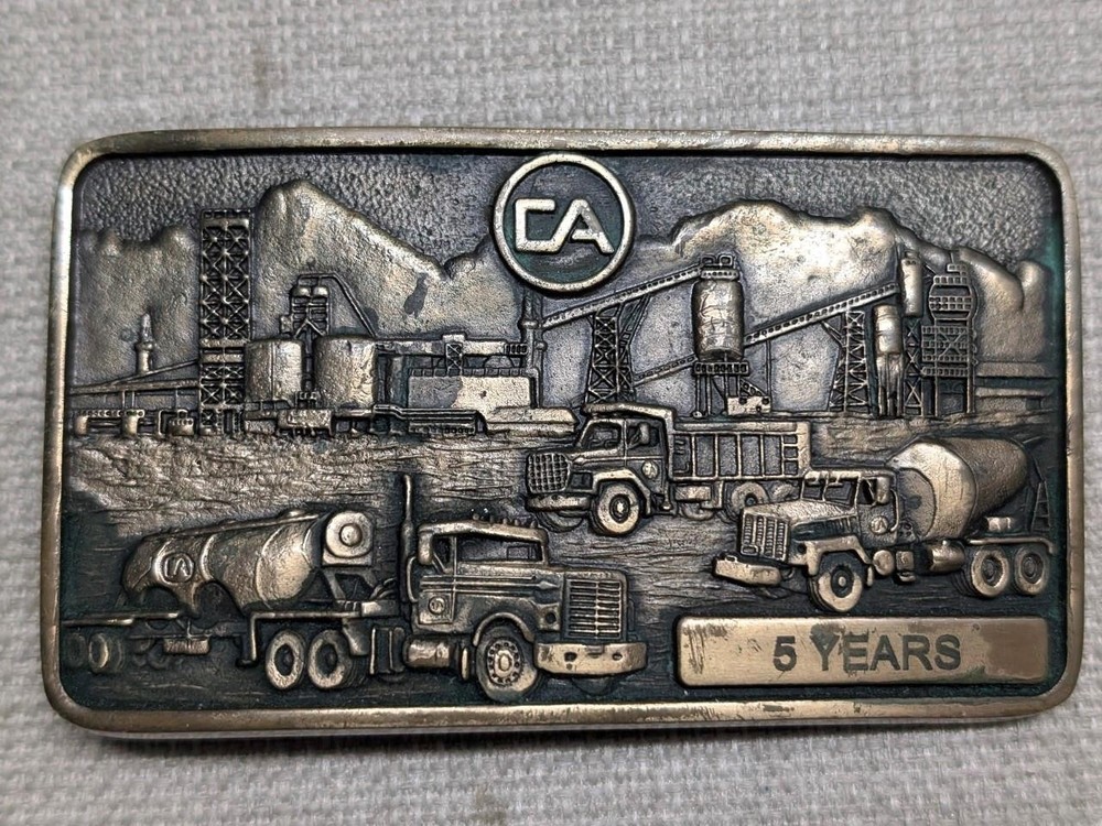 vintage CA belt buckle OIL REFINERY drilling rig SOLID BRASS western 1981