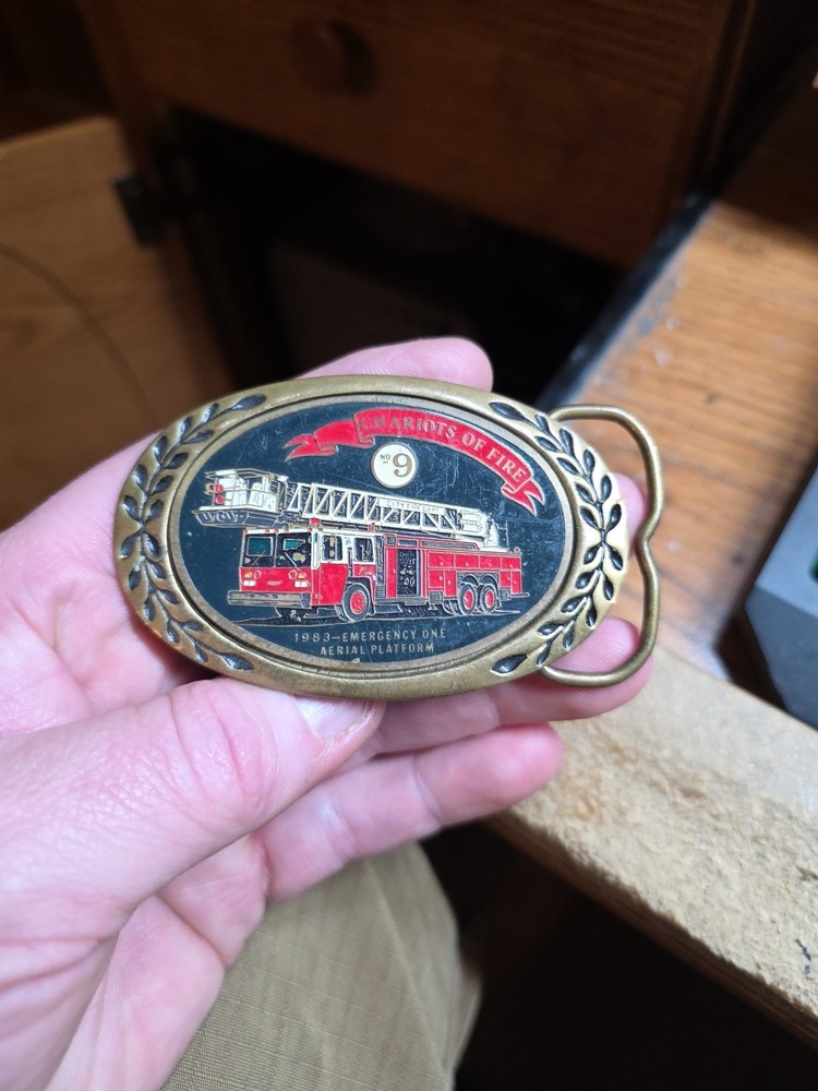 Fireman&rsquo;s Brass Belt Buckle #9 &rsquo;83 Emergency One Aerial Platform Chariots / Fire