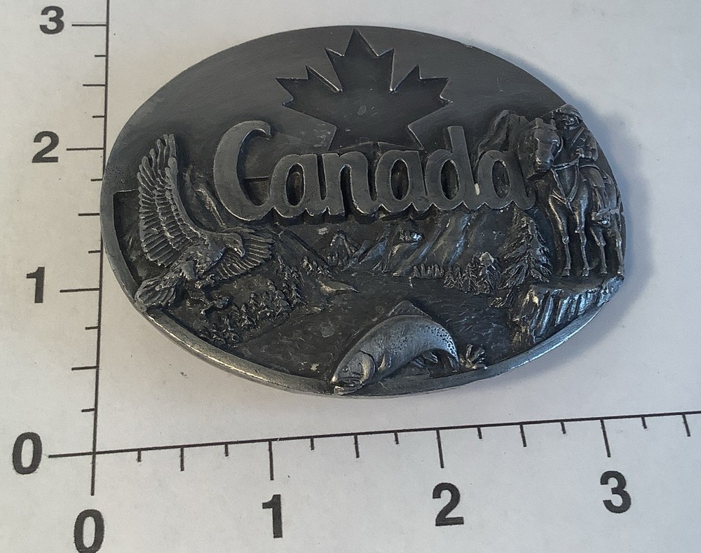 VINTAGE AUTHENTIC SISKIYOU CANADA COMMEMORATIVE SILVER TONE BELT BUCKLE Z-35