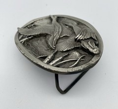 VTG Siskiyou Flying Geese Pewter Belt Buckle Wildlife Waterfowl USA Ducks