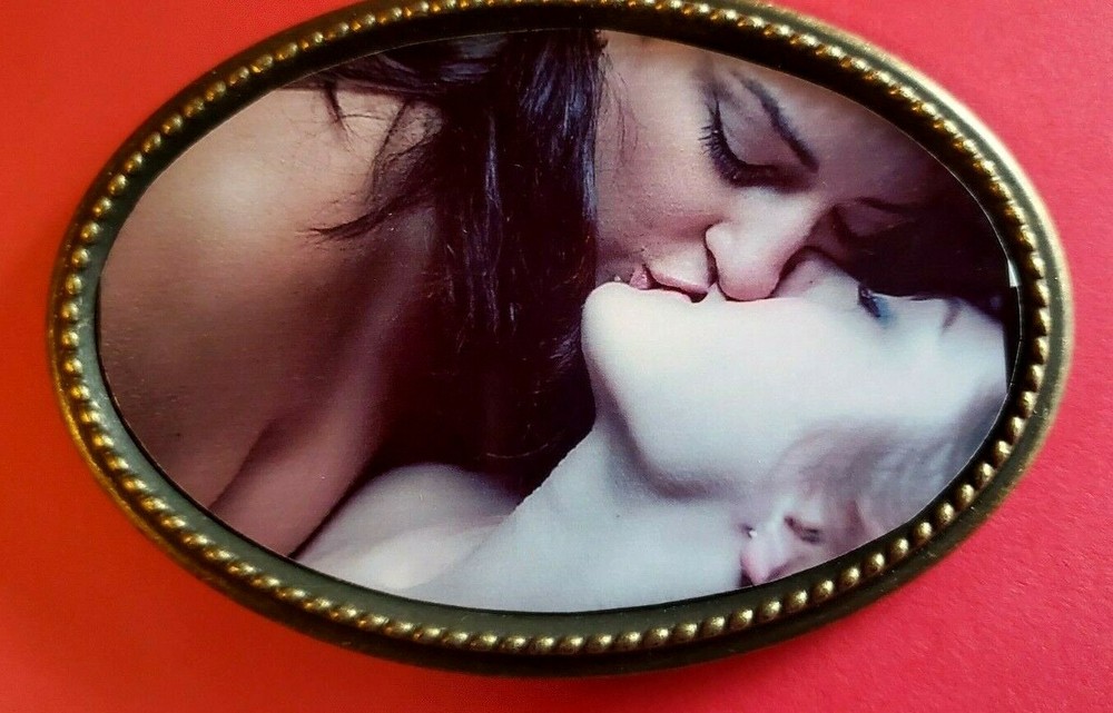 TWO WOMEN KISS Erotic Scene Epoxy Buckle = excellent quality
