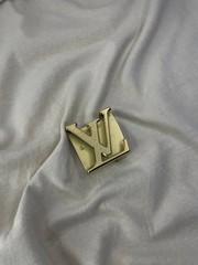 Louis Vuitton LV Initiales Belt Buckle Gold Tone