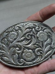 vintage ENGRAVED belt buckle WESTERN metal FLORAL cowboy rodeo