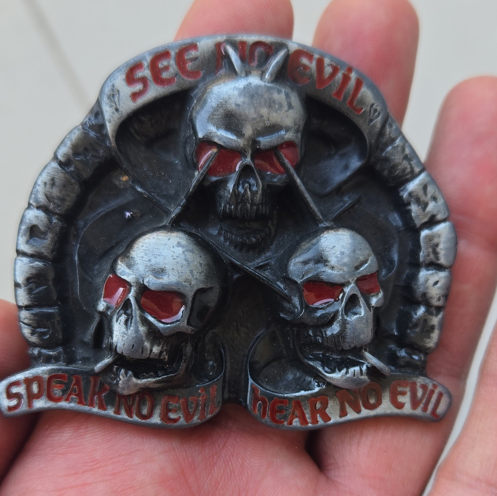 See No Evil Skull Belt Buckle Metal Silver Red Black Gothic Antique Finish