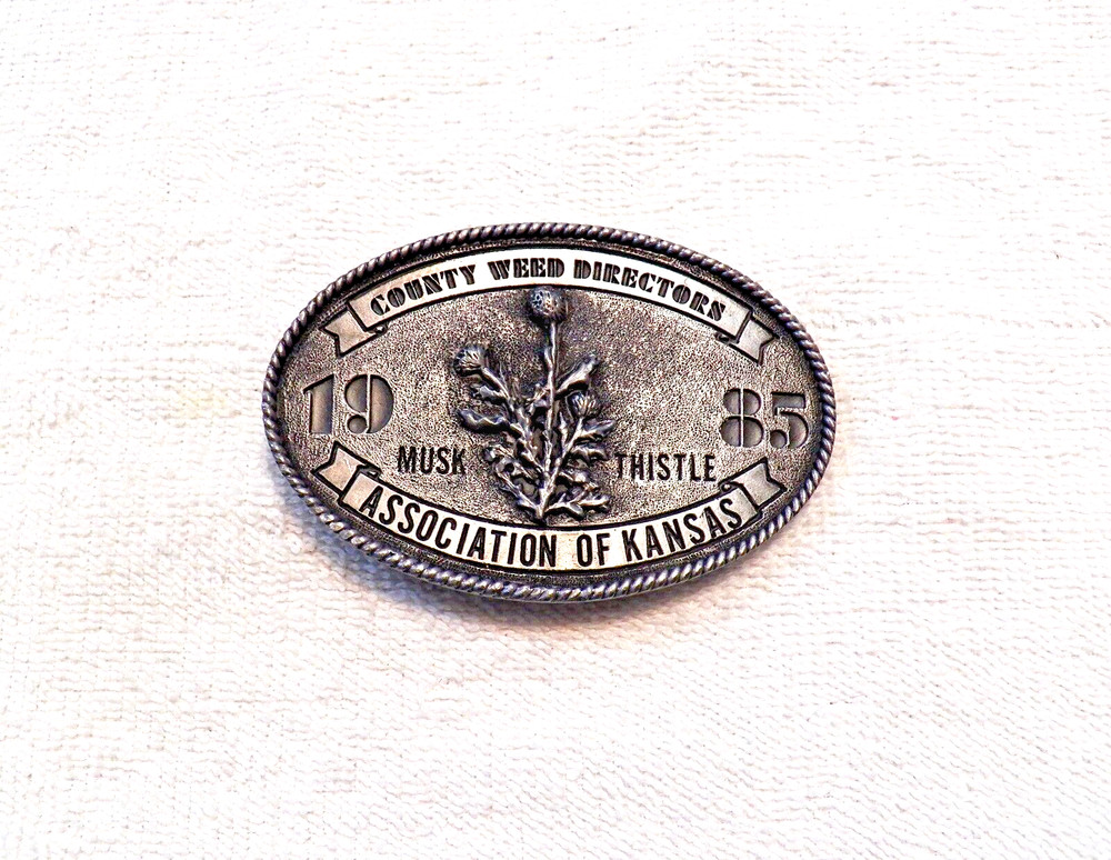 CLASSIC BELT BUCKLE COUNTY WEED DIRECTORS ASSOC OF KANSAS 1985 MUSK THISTLE BB18