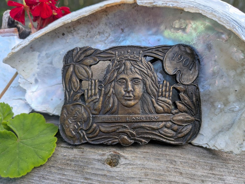 70s Vintage Belt Buckle By Bergamot Lillie Langtry 1901 Tiffany Replica