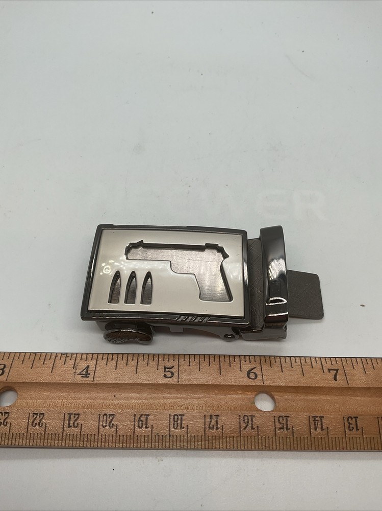 CALVIN KLEIN – Metal Belt Buckle With Gun Cutout – Black & Silver