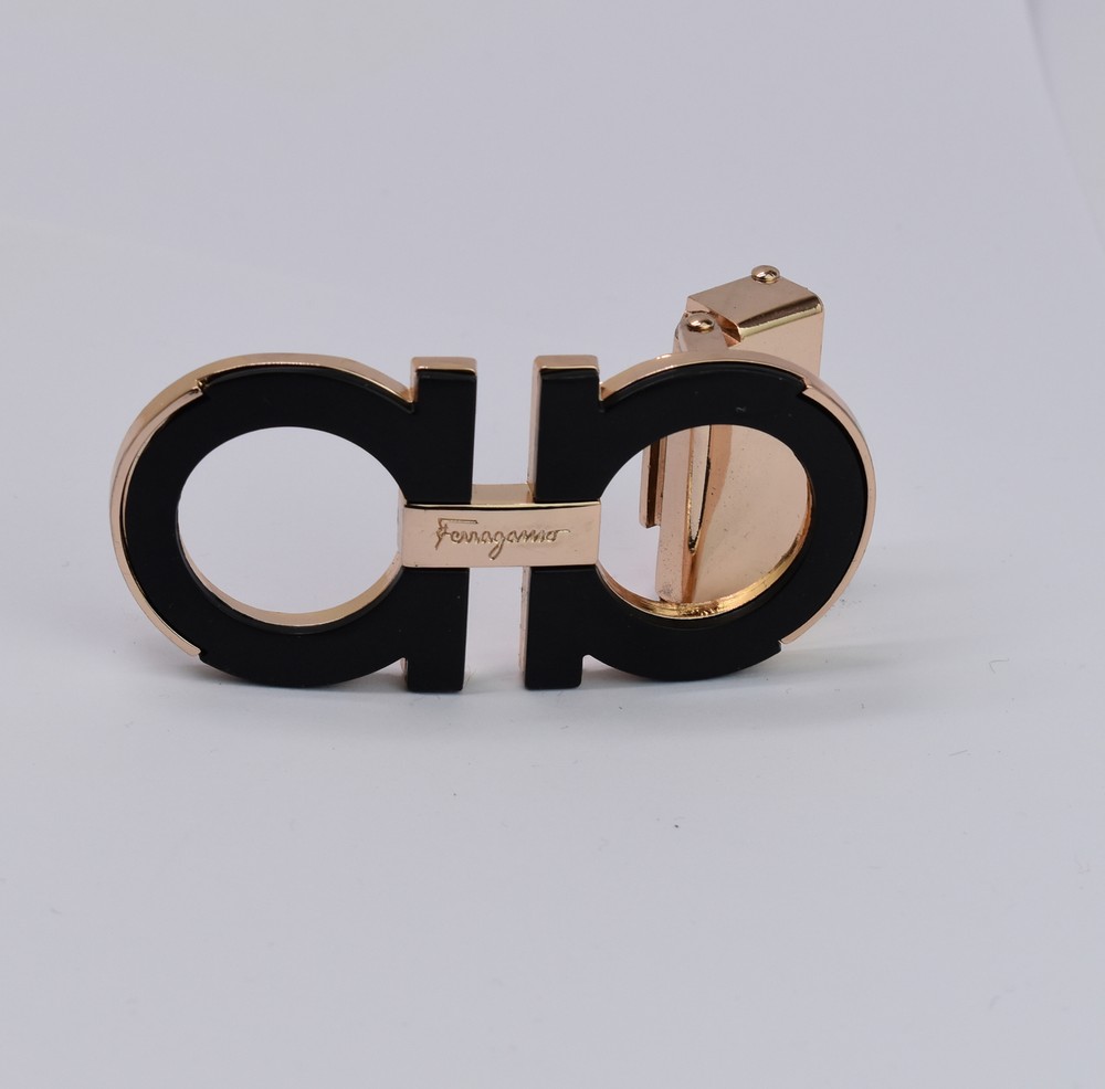 Ferragamo Men&rsquo;s Belt Buckle Black with gold for 34-35mm leather strap