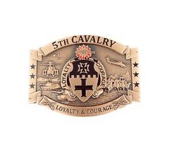 🌟US Army 5th Cavalry « Black Knights » Insignia, Solid Brass Military Belt Buckle